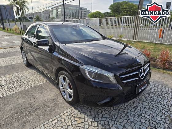 MERCEDES-BENZ A 200 1.6 TURBO STYLE 16V GASOLINA 4P AUTOMÁTICO